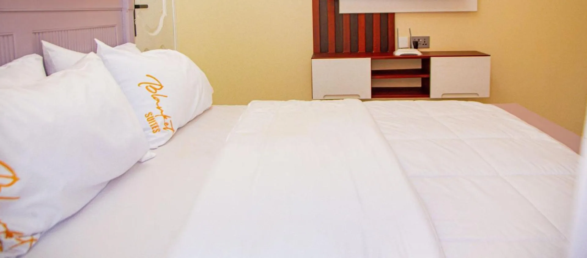 Blanket Suites Nakwero 0*,  Уганда