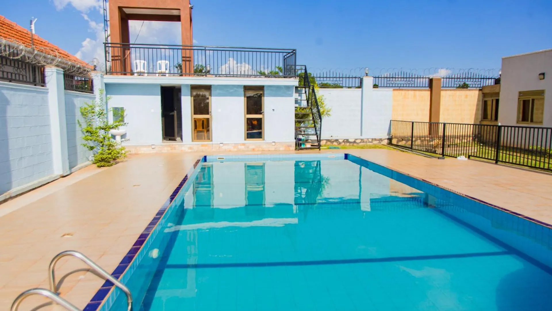 Blanket Suites Nakwero